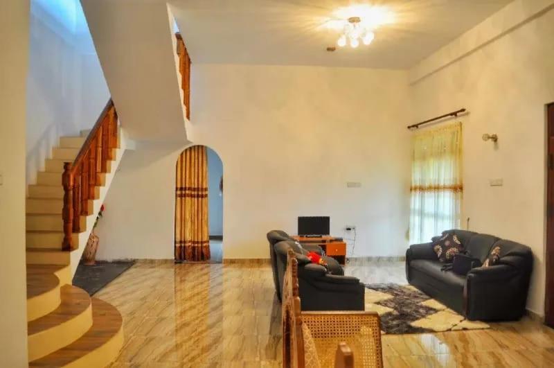 Deutsche Villa Hikkaduwa Buitenkant foto