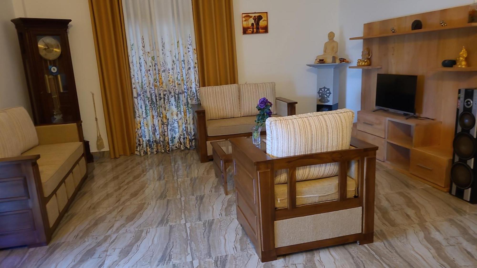 Deutsche Villa Hikkaduwa Buitenkant foto