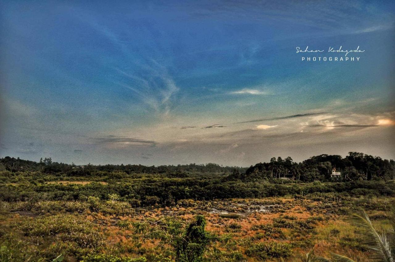 Deutsche Villa Hikkaduwa Buitenkant foto
